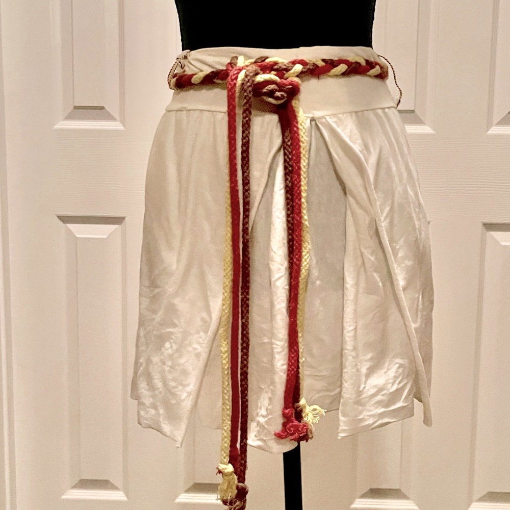 Fabriana Ferreira skirt small.